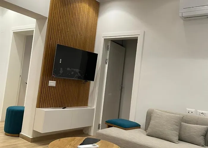 City Center Apartment Kafe Flora