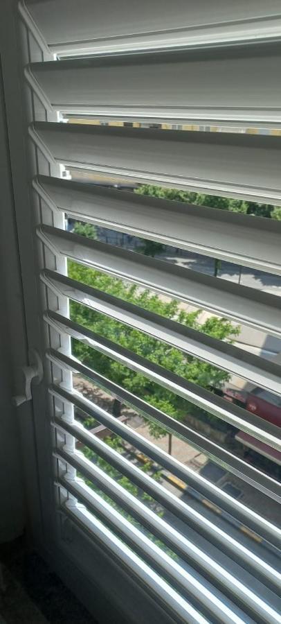 Center Kafe Flora Apartment Tirana
